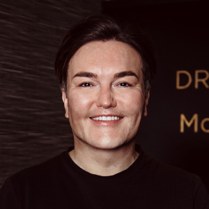 Dr Darren Mckeown